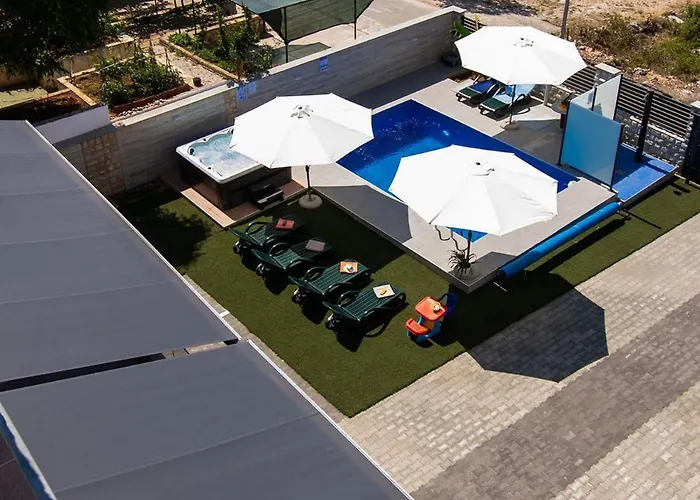 Apartments Villa As Jezera